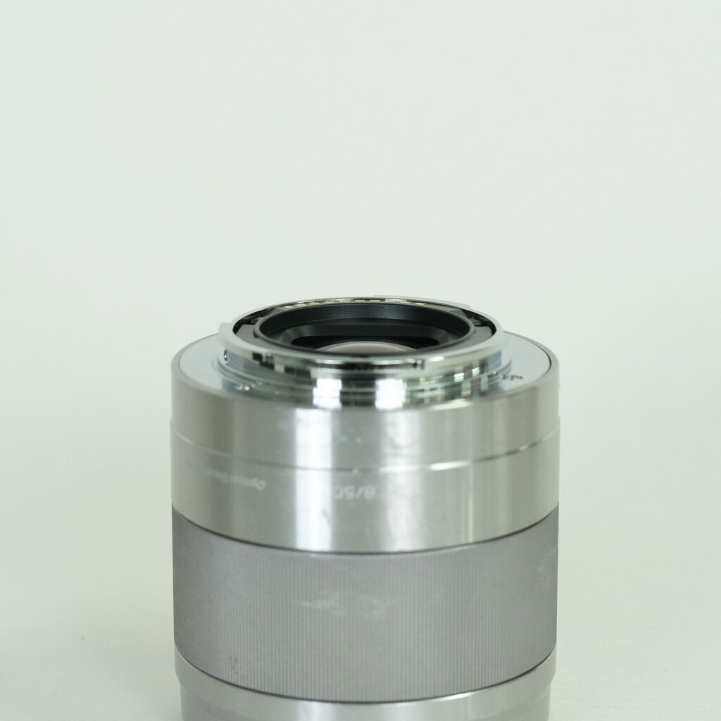 SONY E 50mm F1.8 OSS SEL50F18