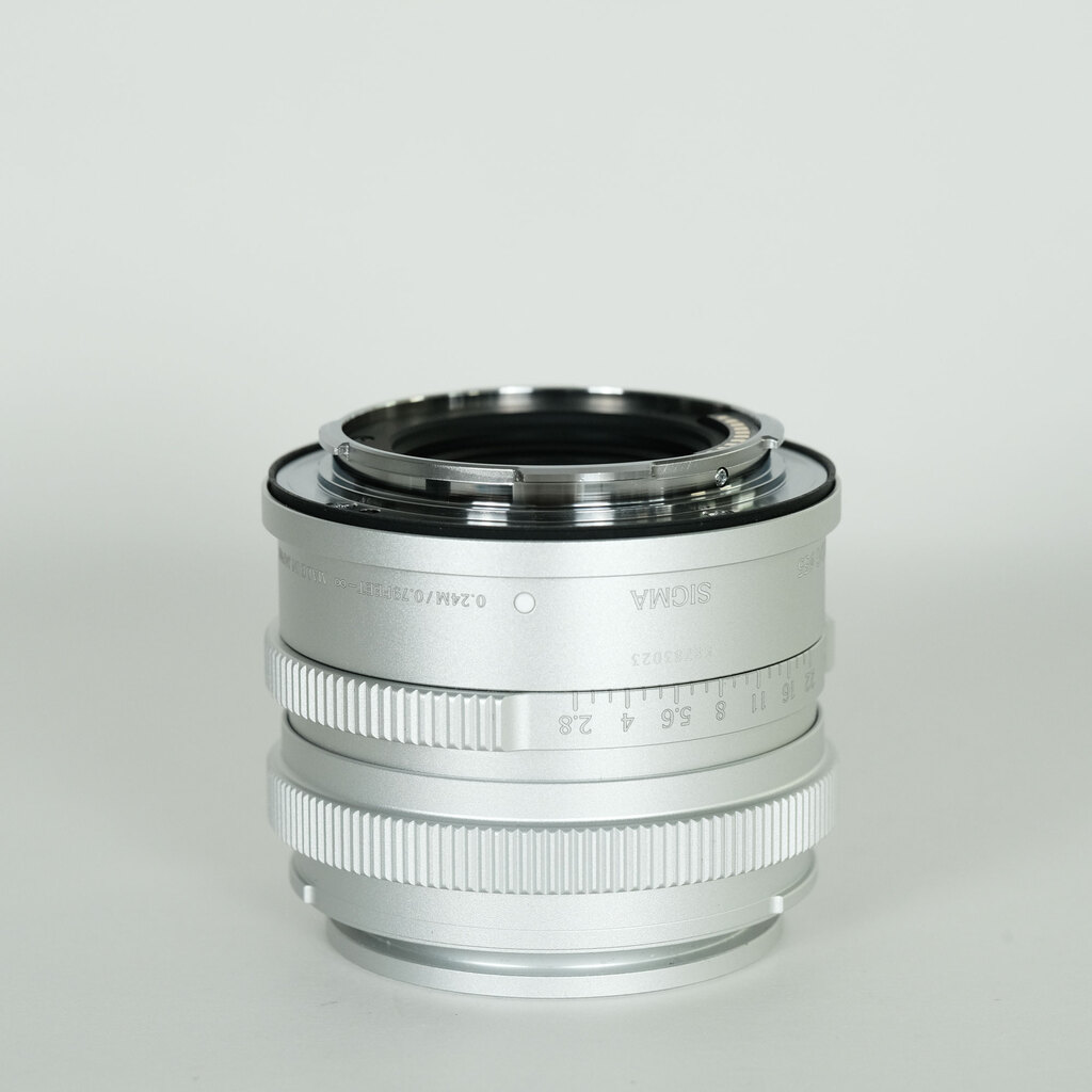SIGMA 45mm F2.8 DG｜Contemporary [ライカL用]
