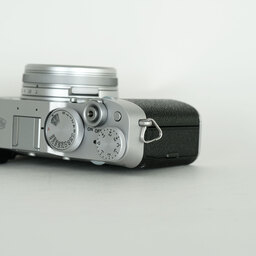 FUJIFILM X100V シルバー