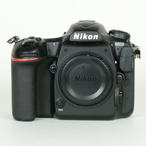Nikon D500