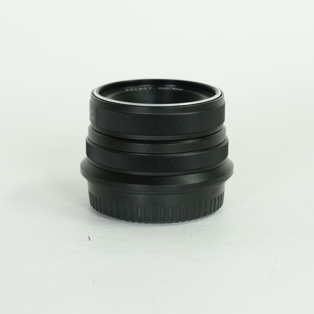 七工匠 7artisans 25mm F1.8 (フジフイルムX用) シルバー