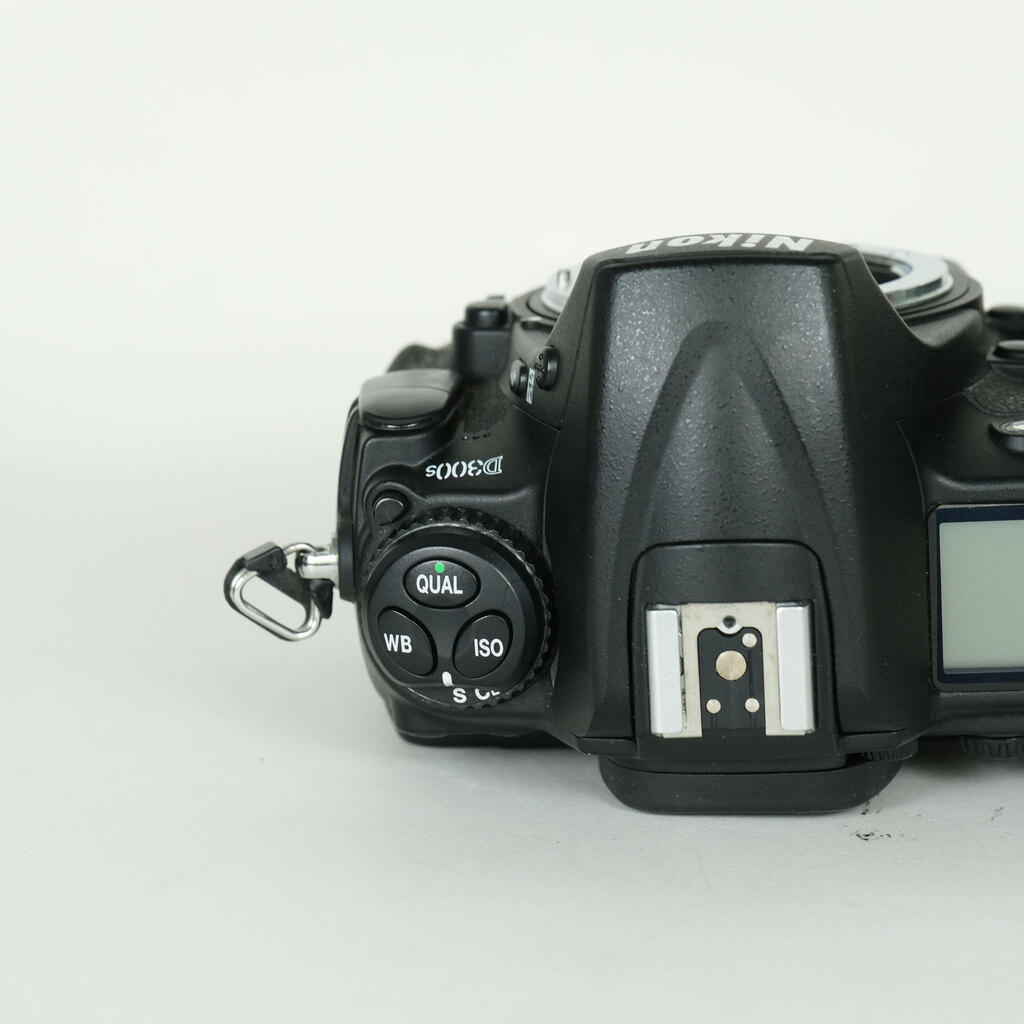 Nikon D300S ボディの出品 | ONE SCENE（ワンシーン）