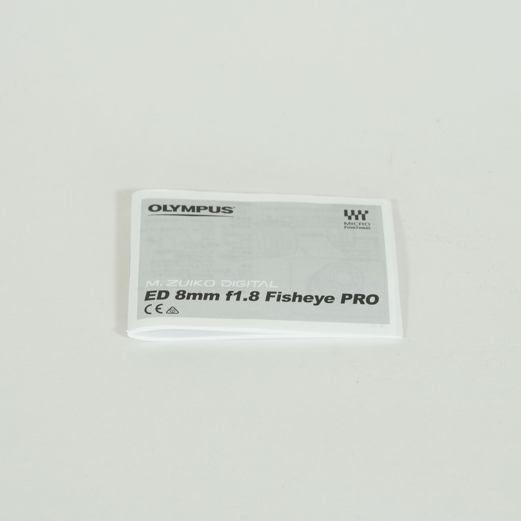 OLYMPUS M.ZUIKO DIGITAL ED 8mm F1.8 Fisheye PRO