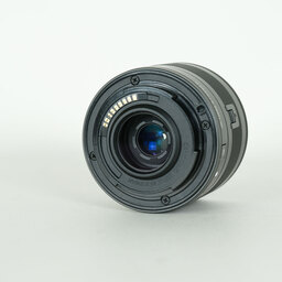 Canon EF-M28mm F3.5 マクロ IS STM