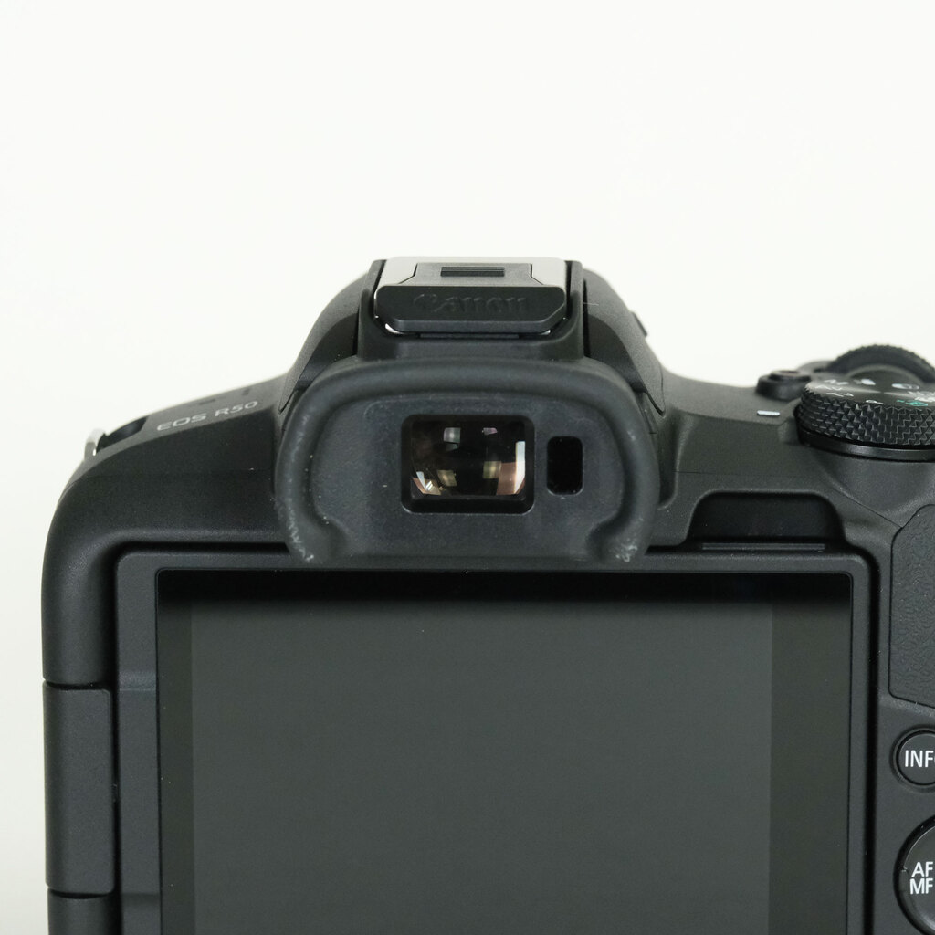 Canon EOS R50