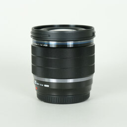 OLYMPUS M.ZUIKO DIGITAL ED 20mm F1.4 PRO OLYMPUS M.ZUIKO DIGITAL ED 20mm F1.4 PRO