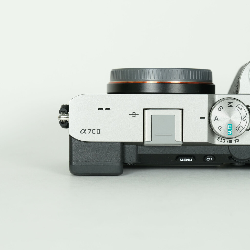 SONY α7C II（ILCE-7CM2）の出品 | ONE SCENE（ワンシーン）
