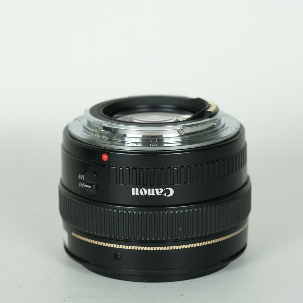 Canon EF50mm F1.4 USMの出品 | ONE SCENE（ワンシーン）