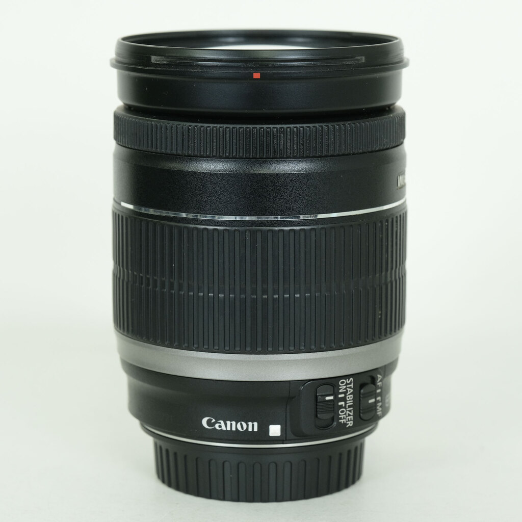 Canon EF-S18-200mm F3.5-5.6 IS