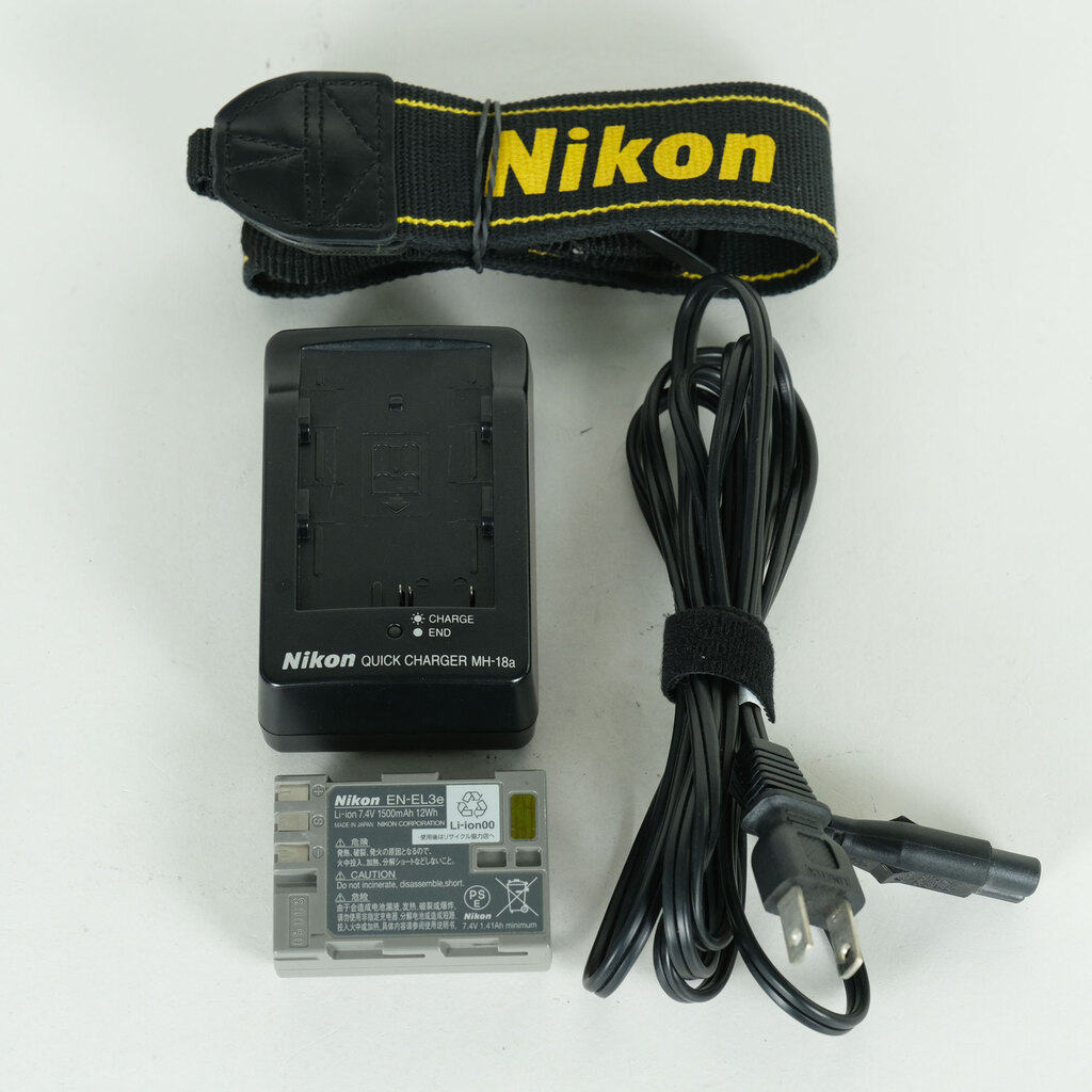 nikon d90 ボディ Nikon D90 ボディの出品 | ONE SCENE（ワンシーン）