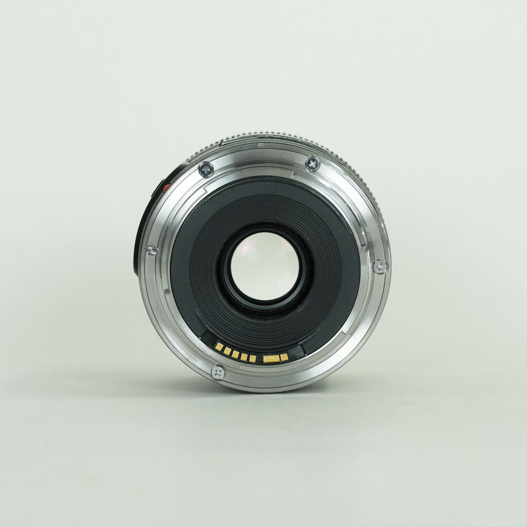 Canon EF28mm F2.8 IS USM Canon EF28mm F2.8 IS USM