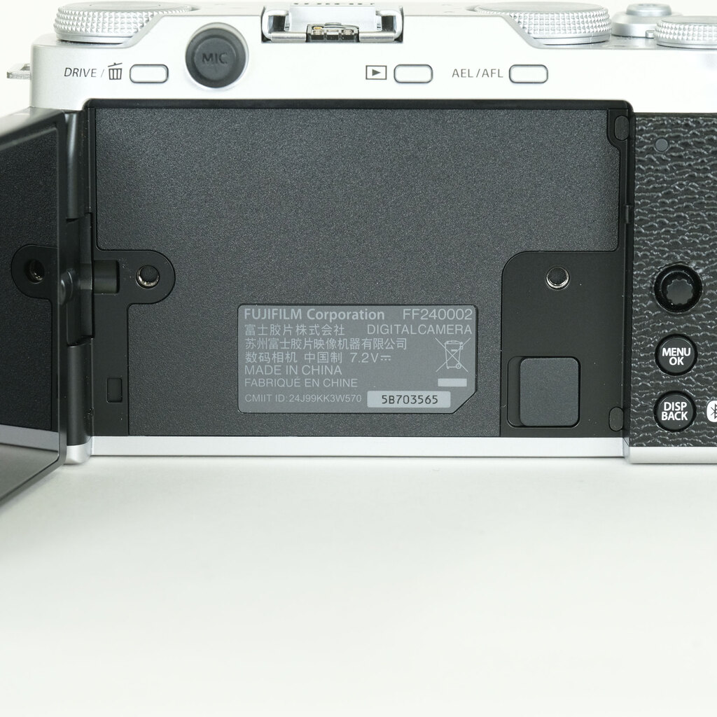 FUJIFILM X-M5 FUJIFILM X-M5