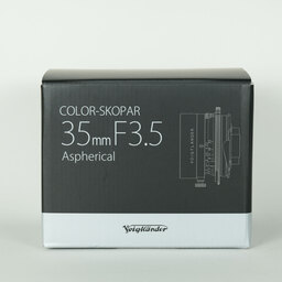 コシナ フォクトレンダー COLOR-SKOPAR 35mm F3.5 Aspherical VM シルバー コシナ フォクトレンダー COLOR-SKOPAR 35mm F3.5 Aspherical VM シルバー