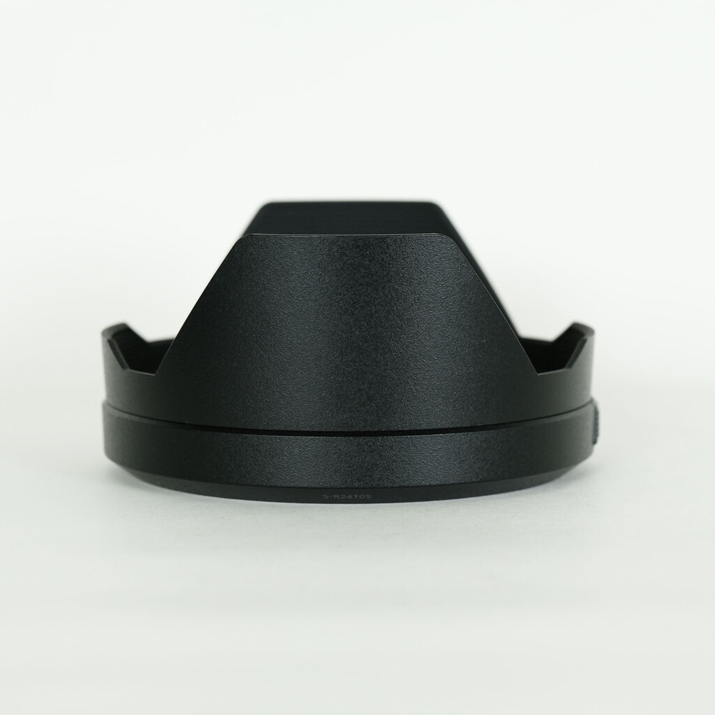 Panasonic LUMIX S 24-105mm F4 MACRO O.I.S.