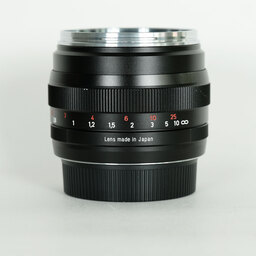 Carl Zeiss Planar T* 50mm F1.4 ZE [キヤノンEF用]