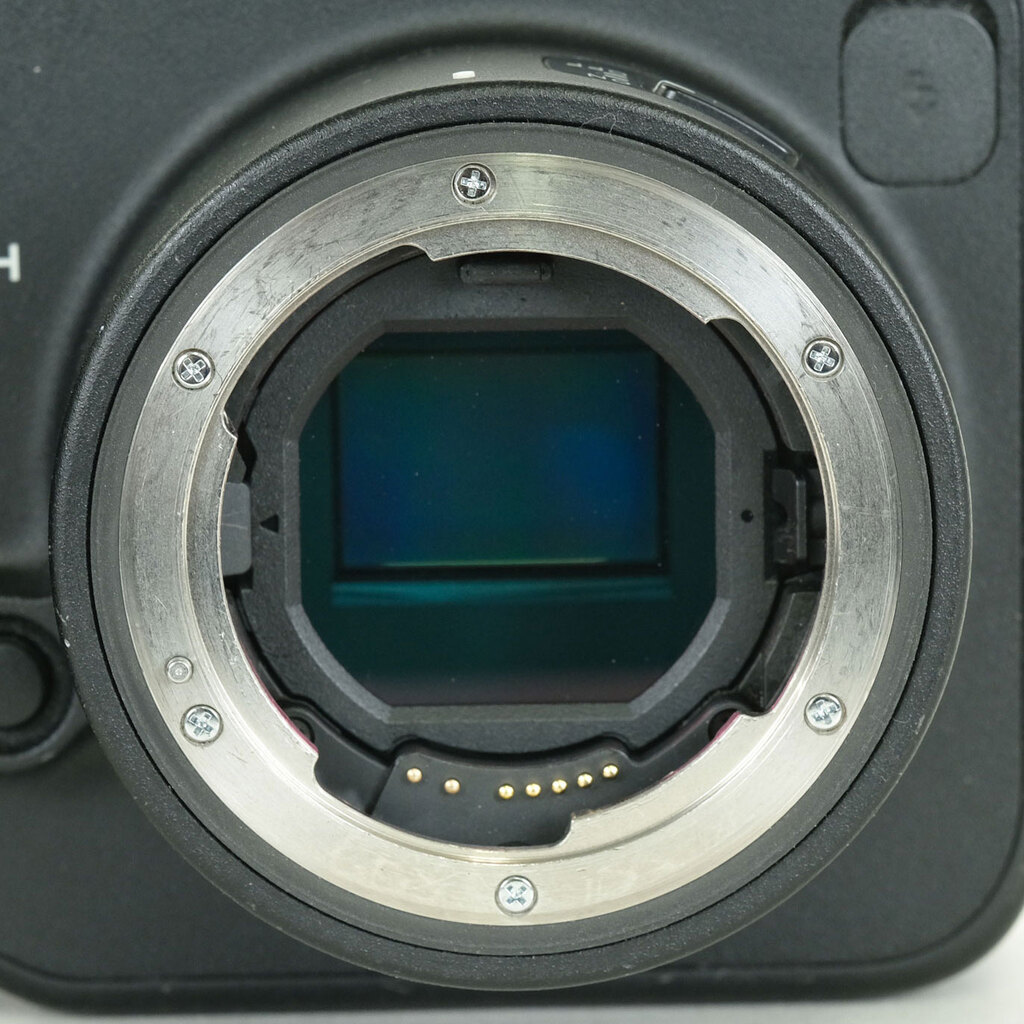 SIGMA sd Quattro H