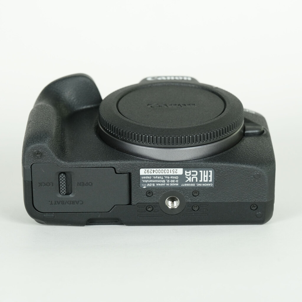 Canon EOS R50 Canon EOS R50