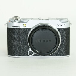 FUJIFILM X-M5