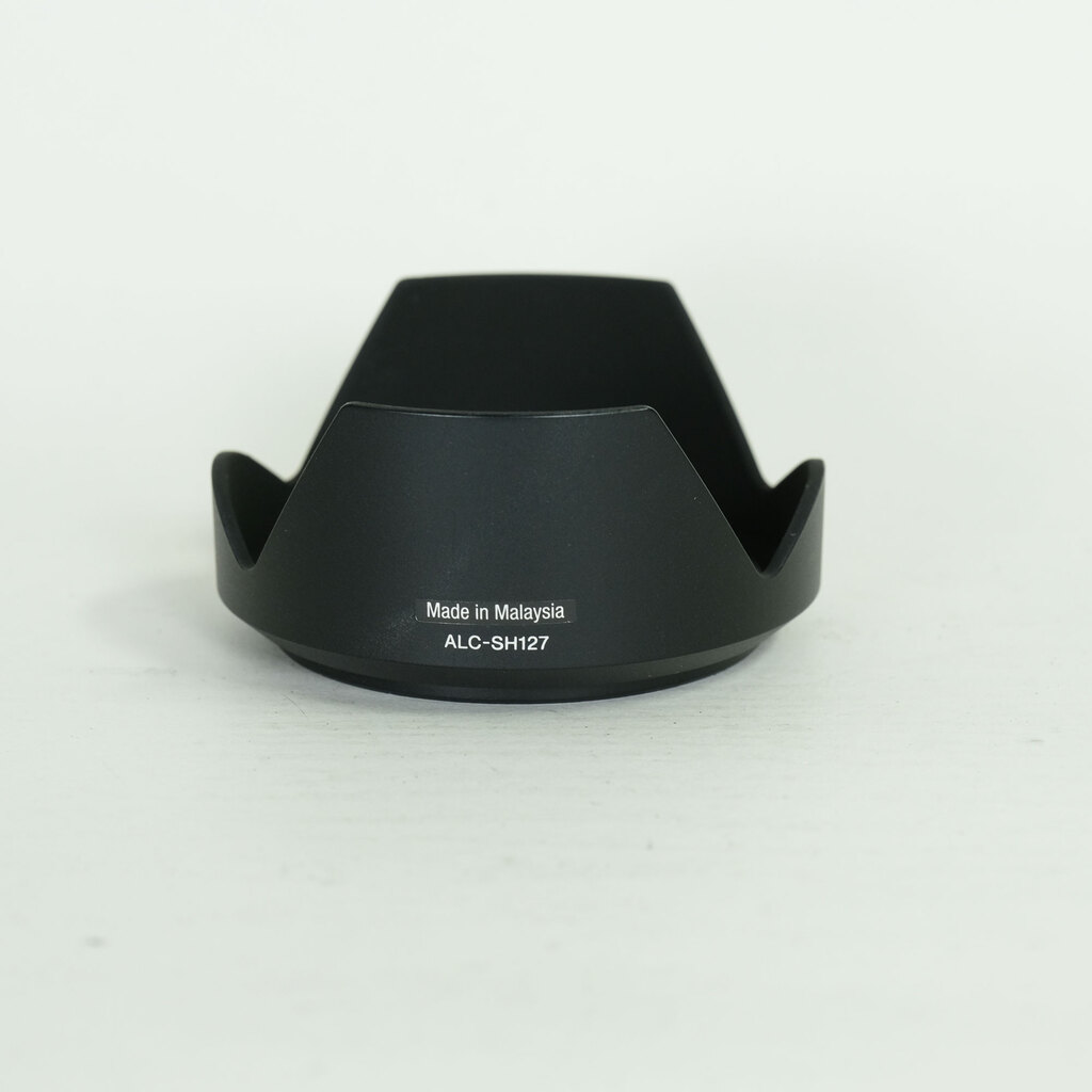 SONY E 18-135mm F3.5-5.6 OSS SEL18135