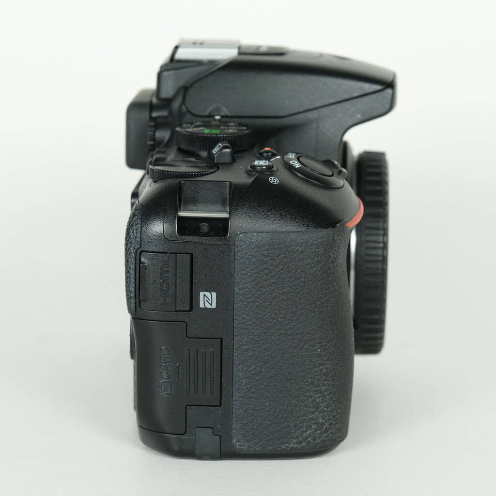 Nikon D5600