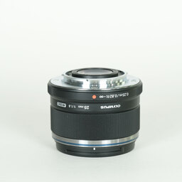 OLYMPUS M.ZUIKO DIGITAL 25mm F1.8 OLYMPUS M.ZUIKO DIGITAL 25mm F1.8