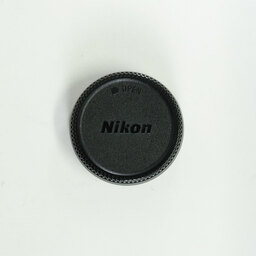 Nikon AF-S DX VR Zoom-Nikkor 55-200mm F4-5.6G IF-ED Nikon AF-S DX VR Zoom-Nikkor 55-200mm F4-5.6G IF-ED