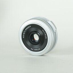 Voigtlander ULTRON 27mm F2 X-mount（フジフイルムX用） シルバー