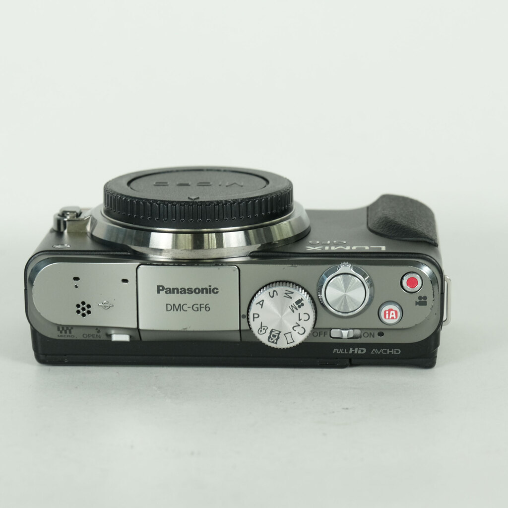 Panasonic LUMIX DMC-GF6-K ボディ ブラックの出品 | ONE SCENE（ワン