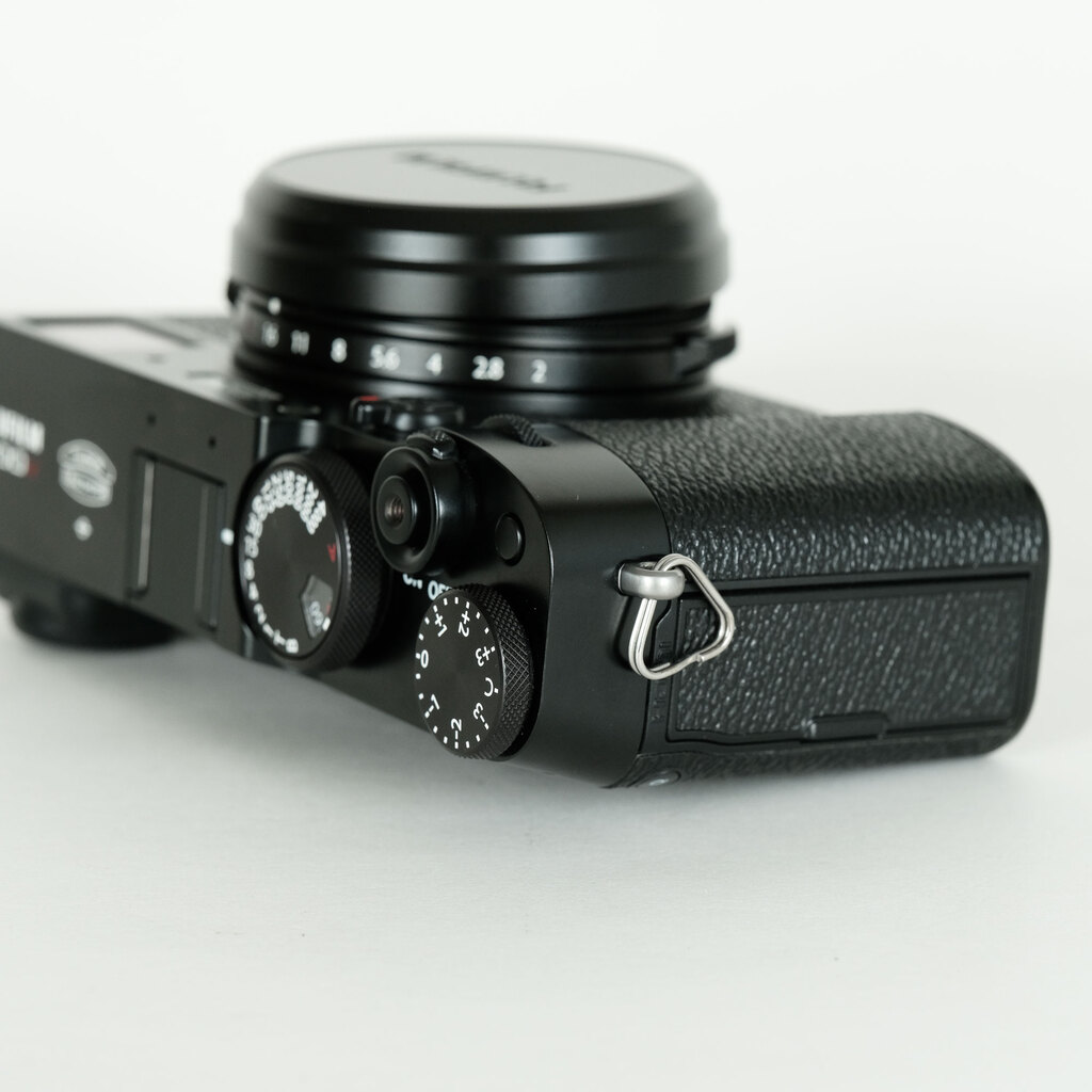 FUJIFILM X100V ブラック