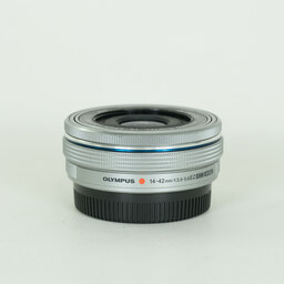 OLYMPUS M.ZUIKO DIGITAL ED 14-42mm F3.5-5.6 EZ シルバー