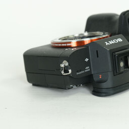 SONY α7 III（ILCE-7M3）