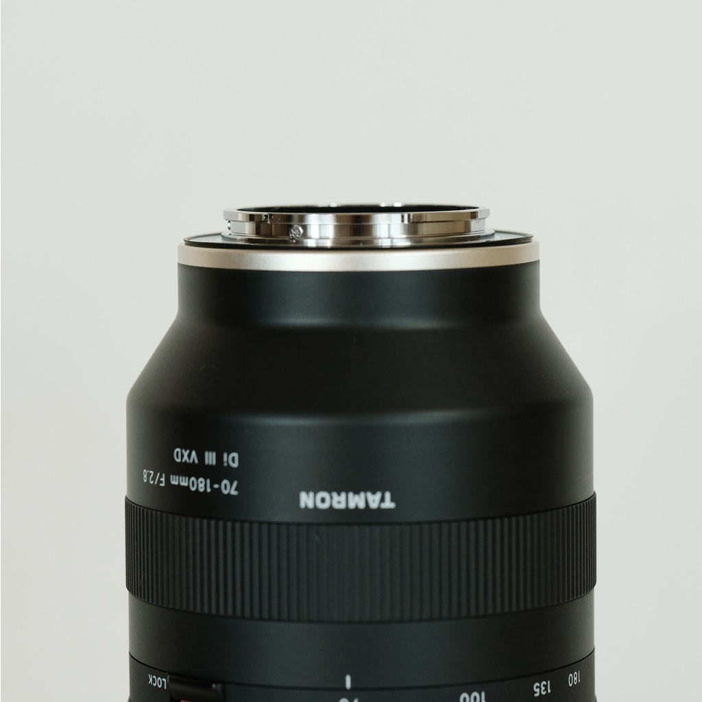 TAMRON 70-180mm F/2.8 Di III VXD (Model A056) [ ソニーE用 ]
