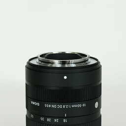 SIGMA 18-50mm F2.8 DC DN｜Contemporary [フジフイルムX用]