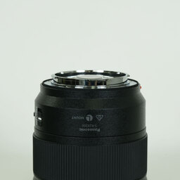 Panasonic LUMIX S 28-200mm F4-7.1 MACRO O.I.S. Panasonic LUMIX S 28-200mm F4-7.1 MACRO O.I.S.