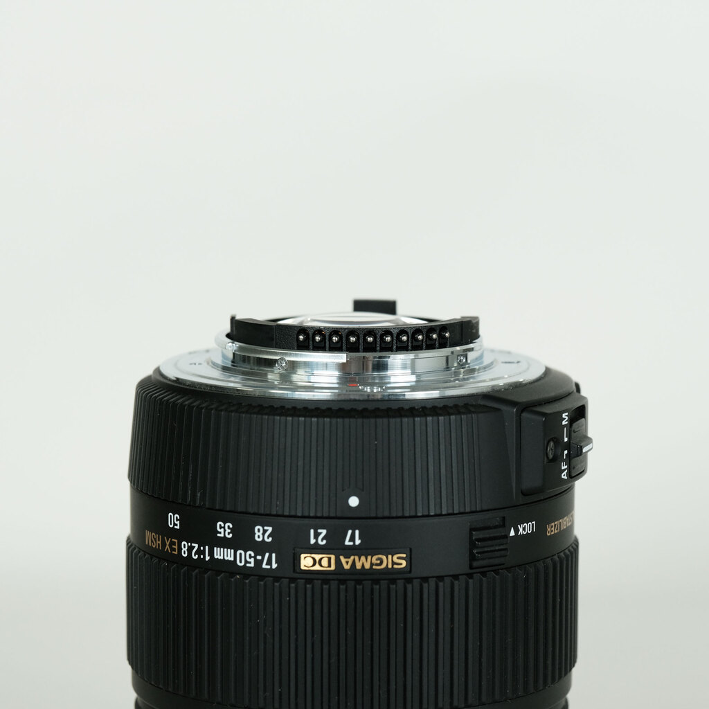 SIGMA 17-50mm F2.8 EX DC OS HSM (ニコンF用)