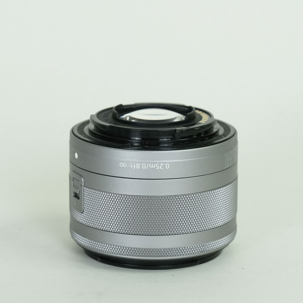 Canon EF-M15-45mm F3.5-6.3 IS STM