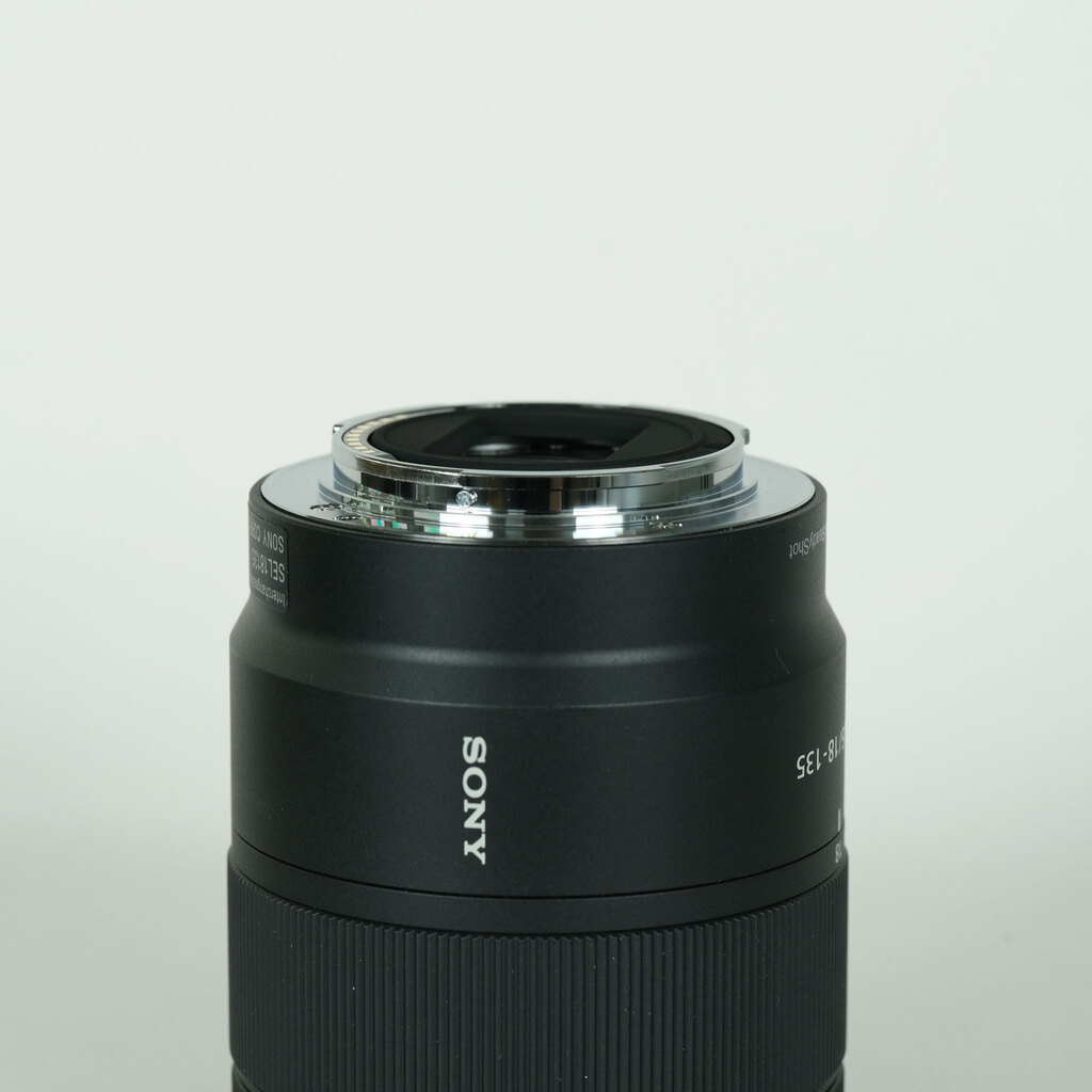 SONY E 18-135mm F3.5-5.6 OSS SEL18135 SONY E 18-135mm F3.5-5.6 OSS SEL18135