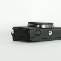 Canon EOS M100 Canon EOS M100