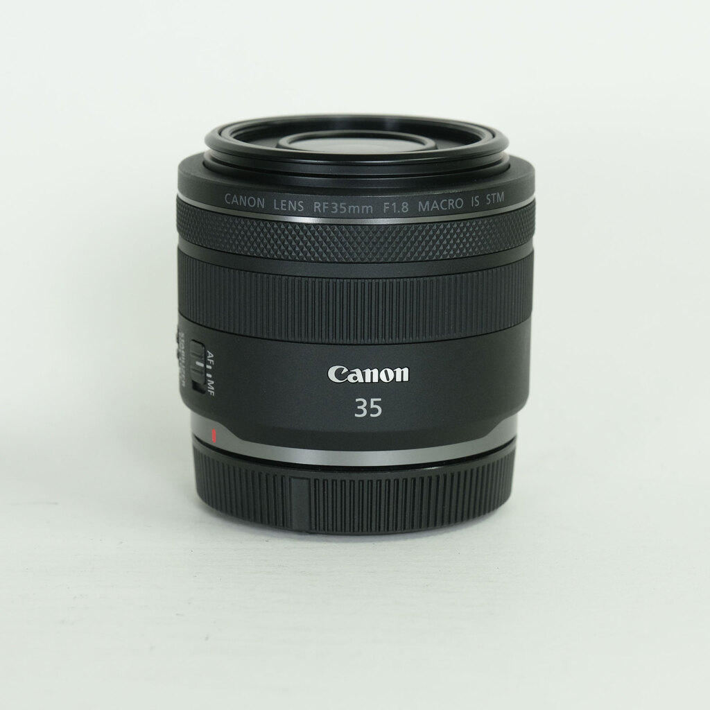 Canon RF35mm F1.8 MACRO IS STM
