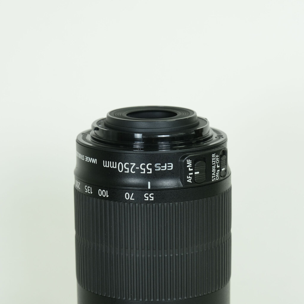 Canon EF-S55-250mm F4-5.6 IS STM Canon EF-S55-250mm F4-5.6 IS STM