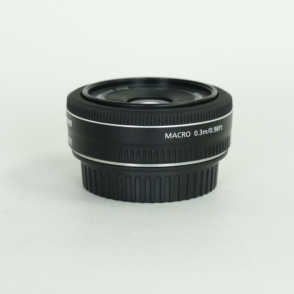 Canon EF40mm F2.8 STM Canon EF40mm F2.8 STM