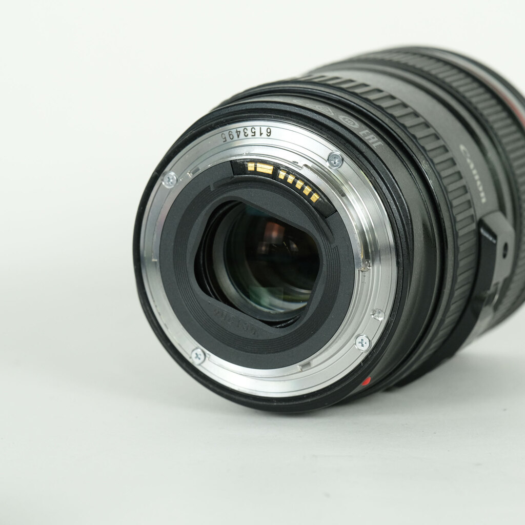 Canon EF24-105mm F4L IS USMの出品 | ONE SCENE（ワンシーン）