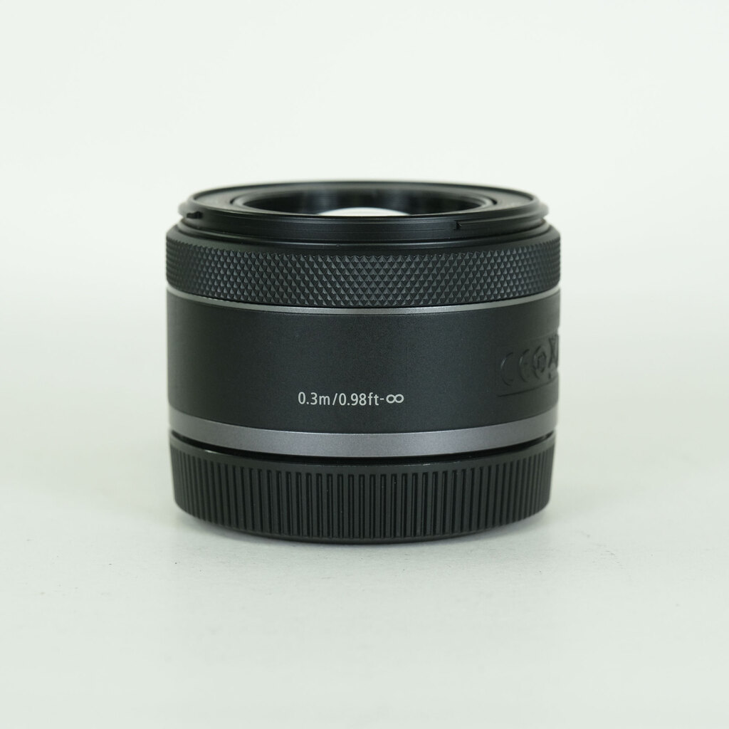Canon RF50mm F1.8 STM
