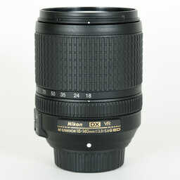 Nikon AF-S DX NIKKOR 18-140mm F3.5-5.6G ED VR