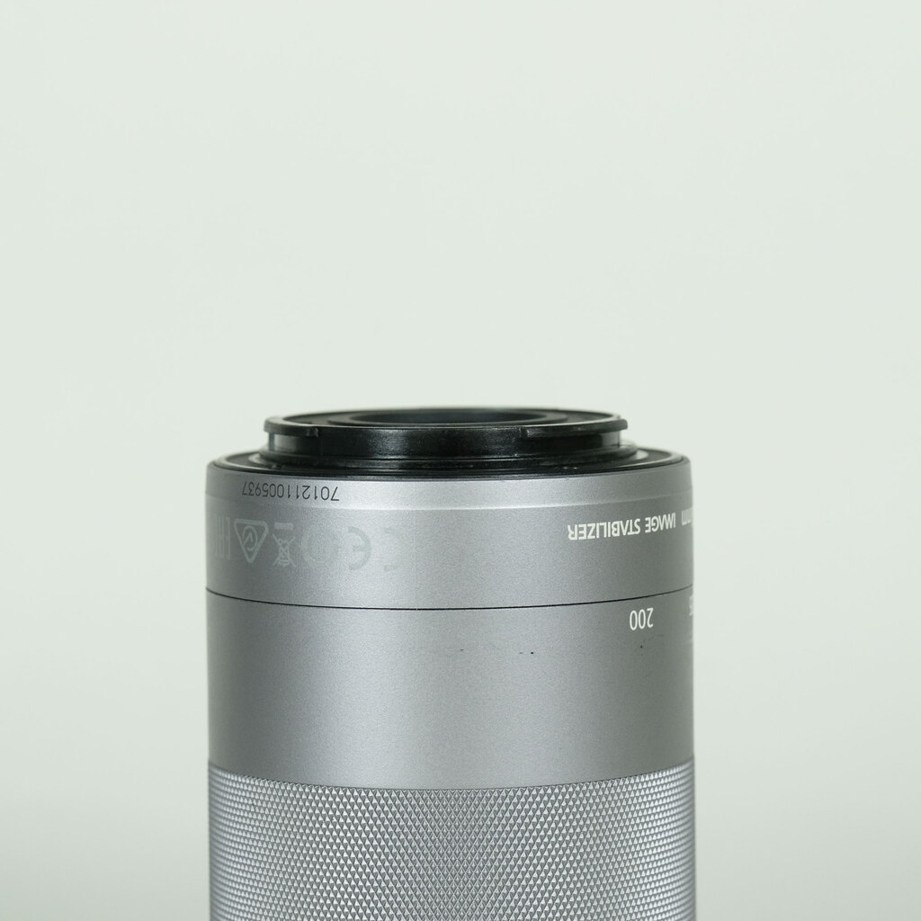Canon EF-M55-200mm F4.5-6.3 IS STM シルバー