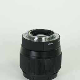 SIGMA 56mm F1.4 DC DN｜Contemporary [キヤノンM用]