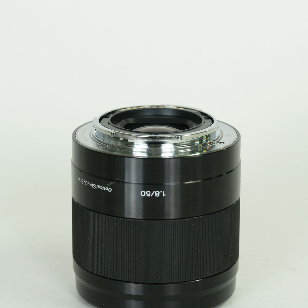 SONY E 50mm F1.8 OSS SEL50F18