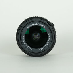Nikon AF-S DX NIKKOR 18-55mm f3.5-5.6G VR II