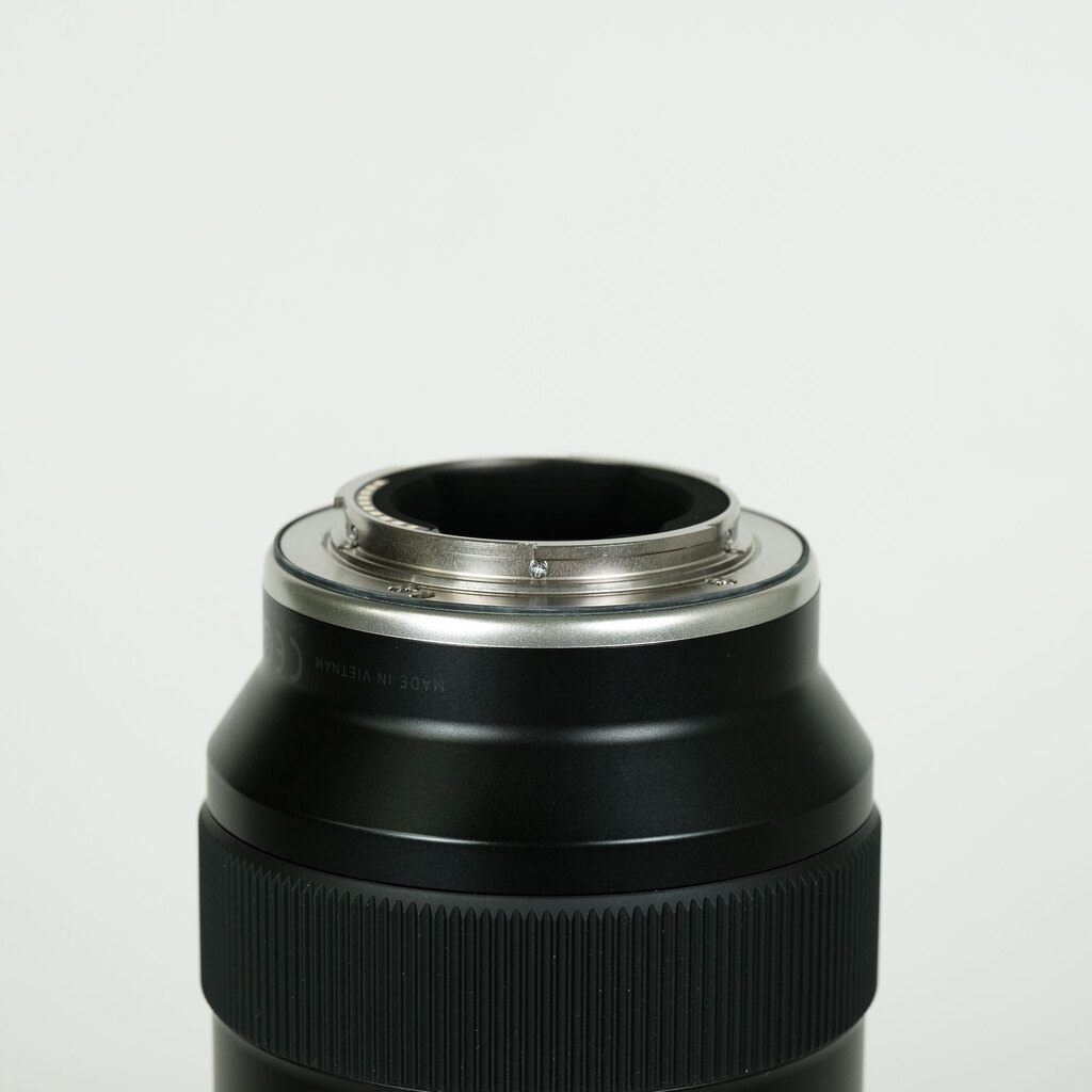TAMRON 50-300mm F/4.5-6.3 Di III VC VXD (Model A069) [ソニーE用]