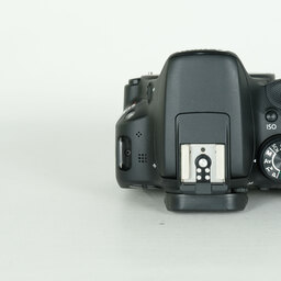 Canon EOS Kiss X7